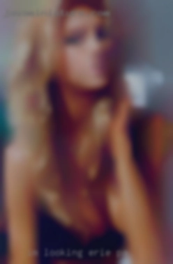I'm looking in Erie, PA for a playmate/friend.